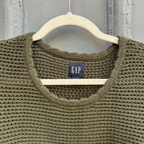 Gap Khaki Crochet Sweater, BNWT, size M - Picture 5 of 10